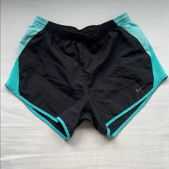 Nike women’s running shorts - Picture 1 of 4